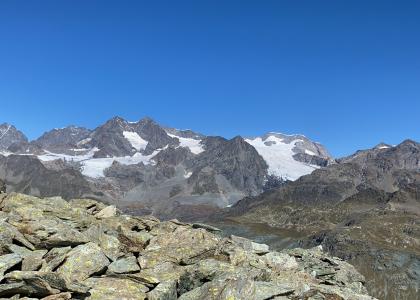 Panorama di vetta verso il Bernina